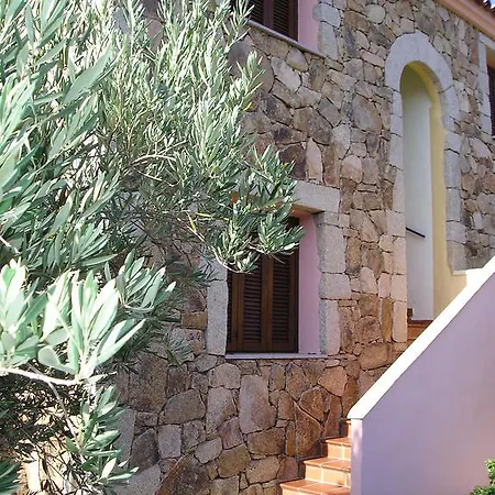 Aparthotel Domenique