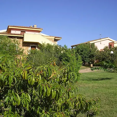 Aparthotel Domenique 3*