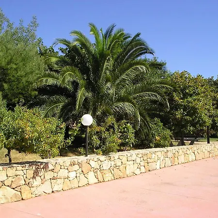 Aparthotel Domenique 3*